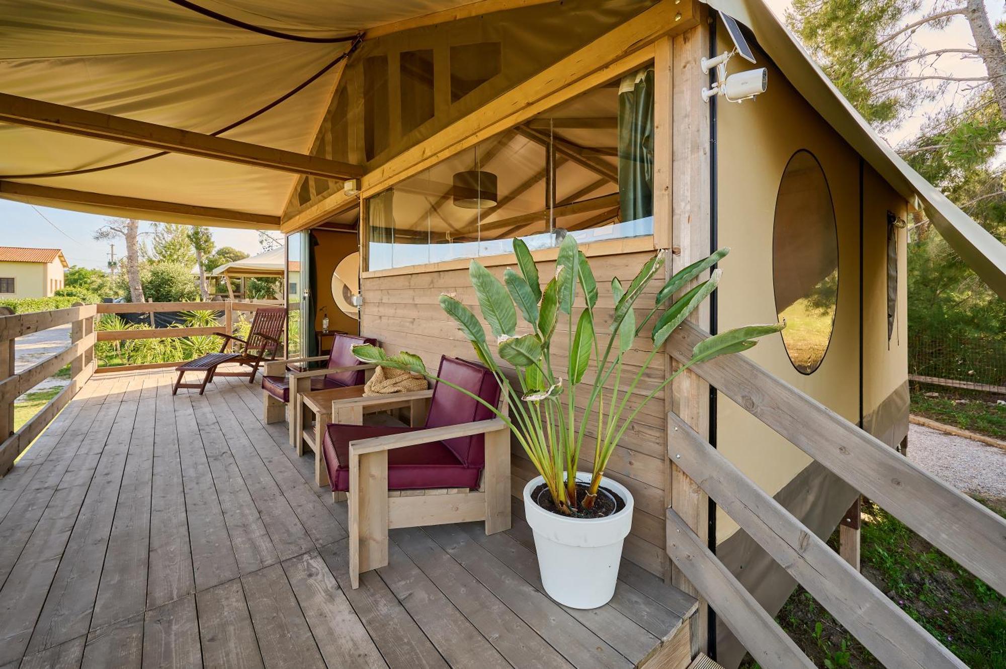 Suite Glamping Vicino Al Mare Пйомбіно Екстер'єр фото